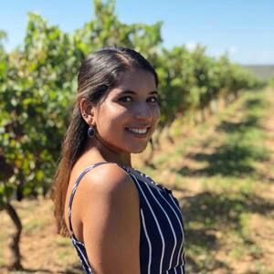 Meet your Posher, Aarthi